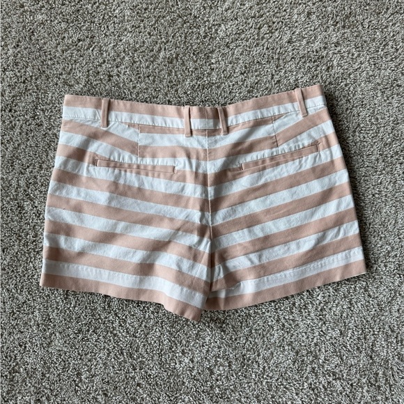 GAP Striped Shorts Cream & White Shorts Tailored Look 3inch inseam – Size 8 - Picture 3 of 8